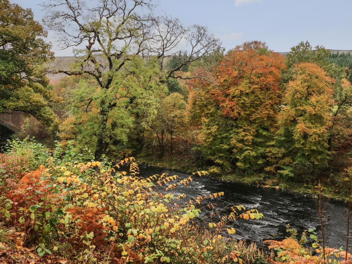 4 River Court Invergarry Eksteriør bilde